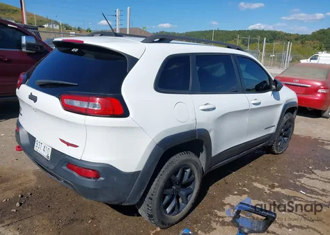 2015 Jeep Cherokee Trailhawk из США, поврежденный, VIN 1C4PJMBS2FW698926
